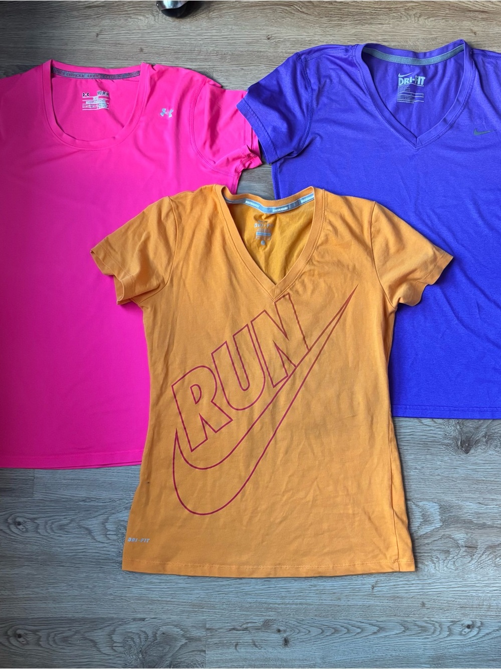 Nike Orange RUN V-Neck Tee, UA Pink & Purple Nike set 3 athletic tops women’s m
